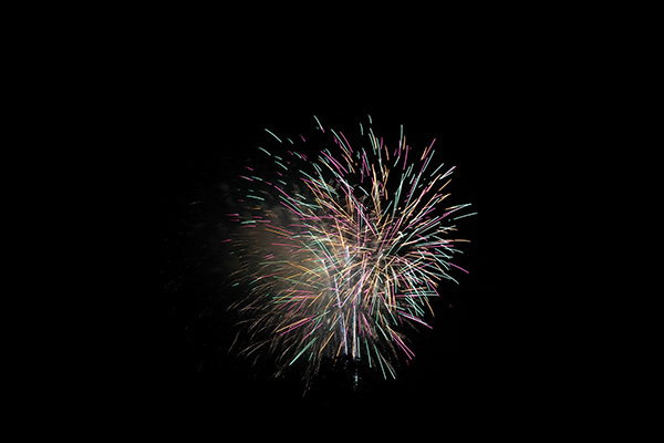 %_tempFileNameBelAirFireworks2023_2928%