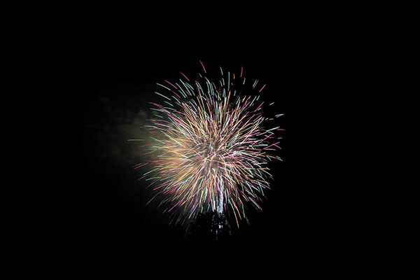 %_tempFileNameBelAirFireworks2023_2930%